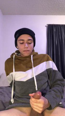 20 years old gay masturbating twink clip