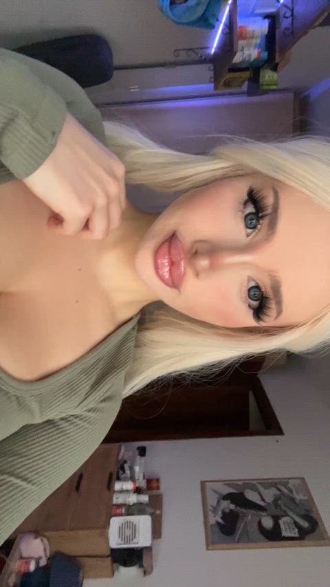 ass blonde boobs cute nsfw onlyfans pussy teen tiktok tits girls-finishing-the-job