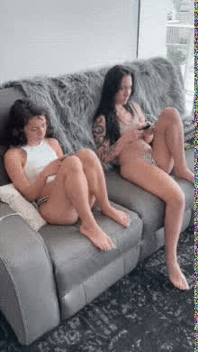 cousin cunnilingus lesbians clip