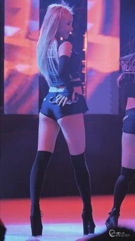 dancing korean tease clip