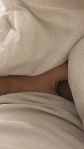 Drunkenly jerking off… I have the feeling I’ll be posting a lot tonight