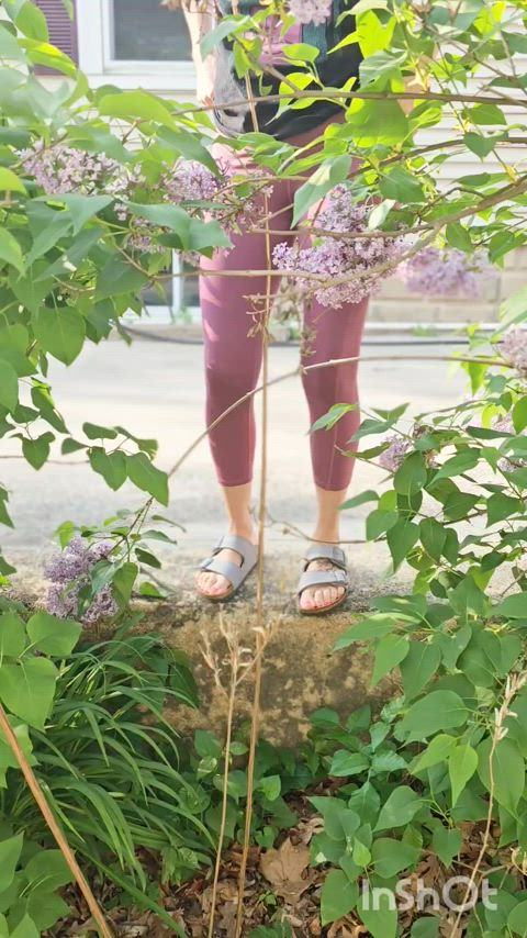 Would tell on me for peeing in the neighbor's yard.