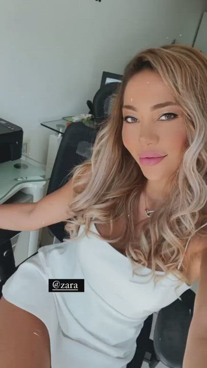 Blonde Girls Turkish clip