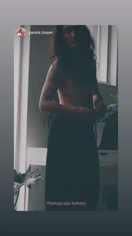 Brunette Canadian Women clip
