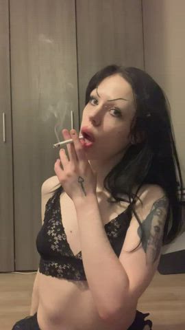 Late night smoke ππ¬