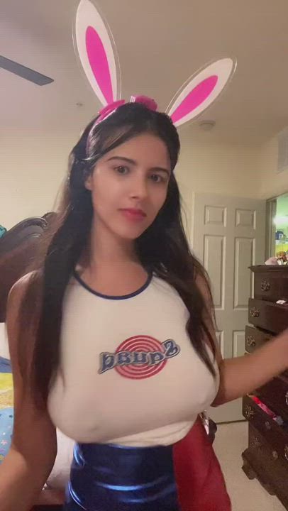 Big Tits Nipple Teen TikTok clip