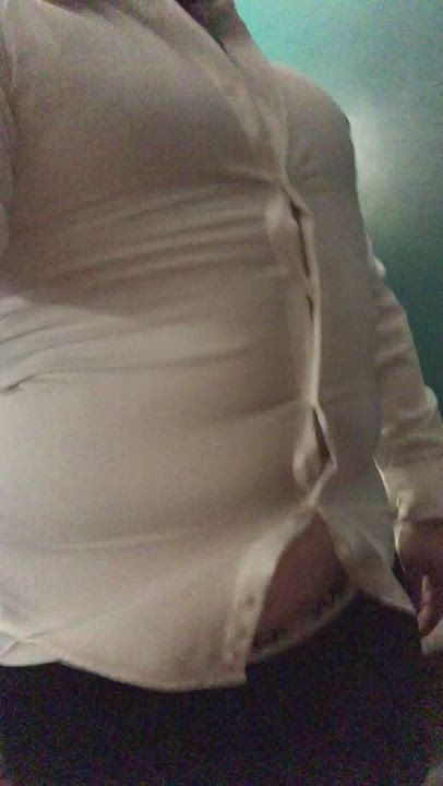 Belly Button clip