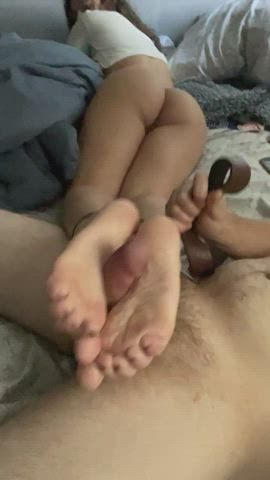Iβm being trained to be a foot whore :)))