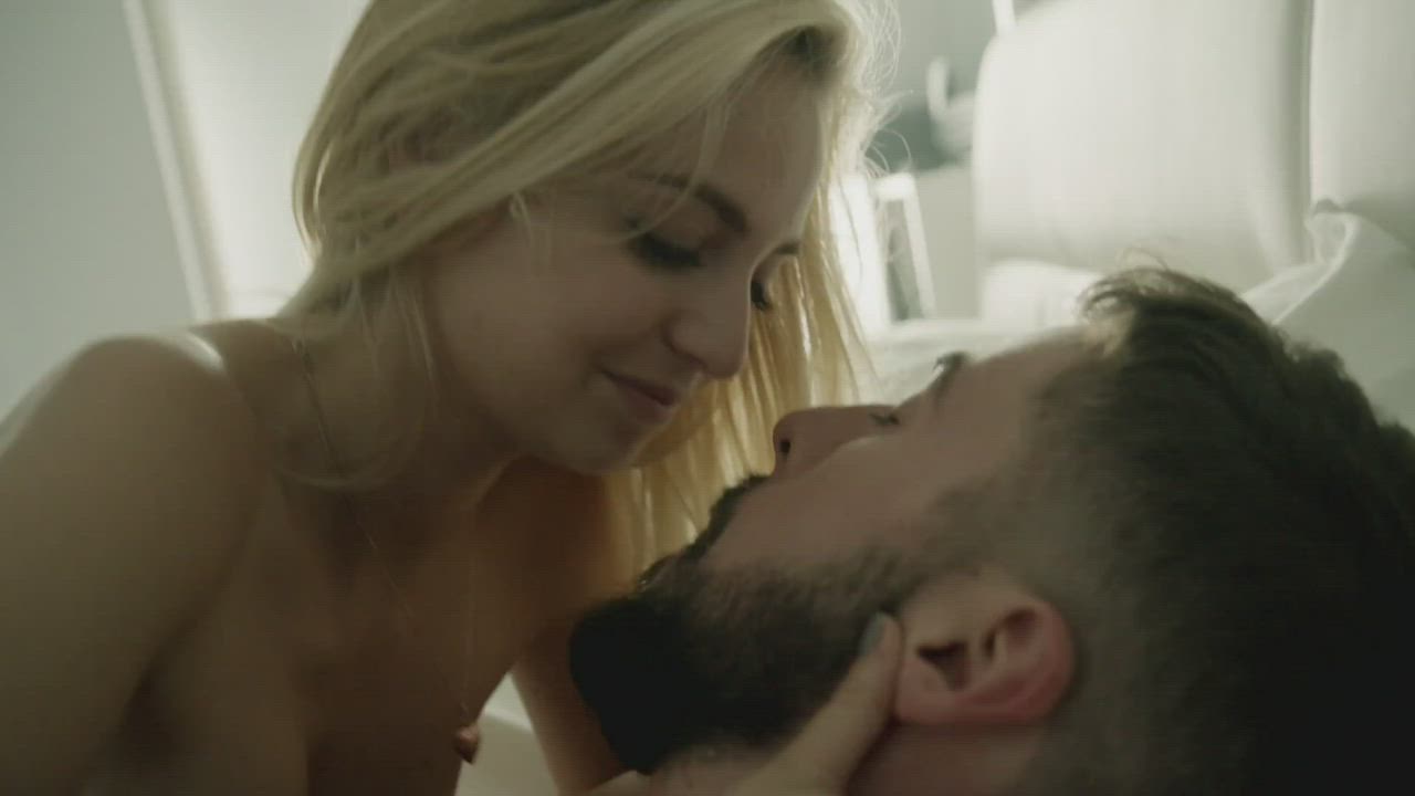 Canadian Celebrity Nudity clip
