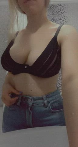 bathroom teen tits undressing clip