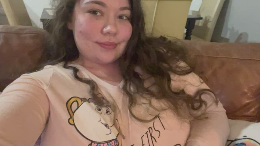 Do you like my G cups? ๐