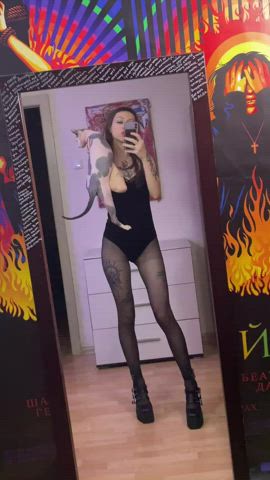 a lot of my hot stuff in comments 💖