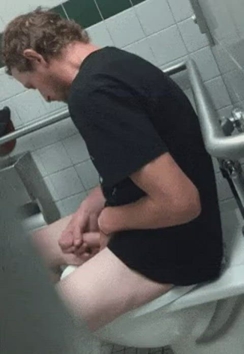 caught gay jerk off clip