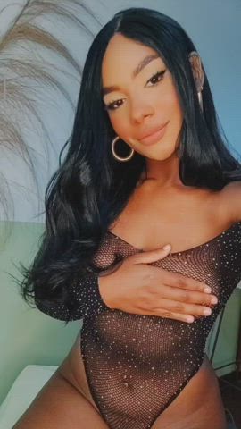 girls latina tits clip