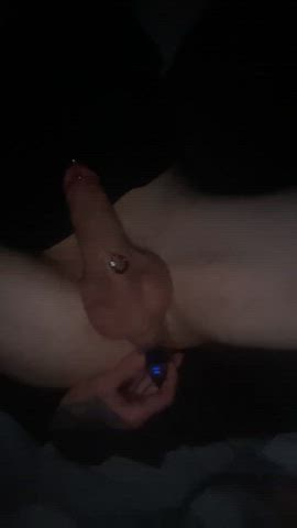 I love this little vibrating plug