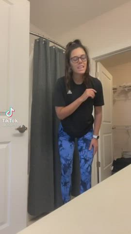 18 Years Old Ass Teen clip