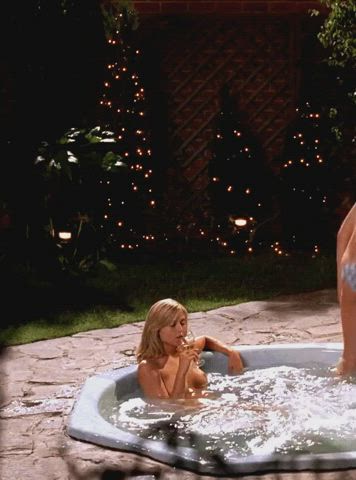 Molly Schade EuroTrip 2004 (Topless Scenes) HD