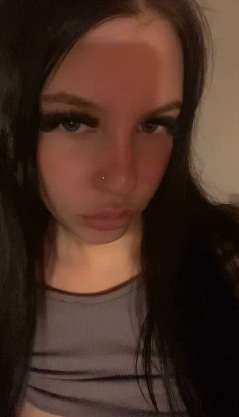 solo teen tits tik-tok twerking clip