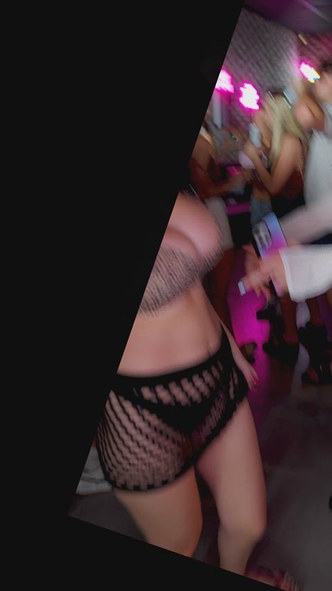 60fps big tits bikini bouncing tits slow motion clip
