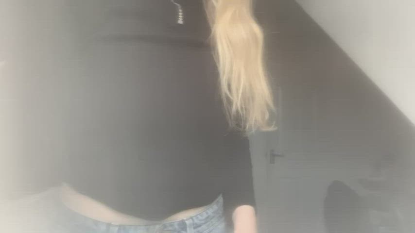 big tits blonde boobs flashing titty drop clip