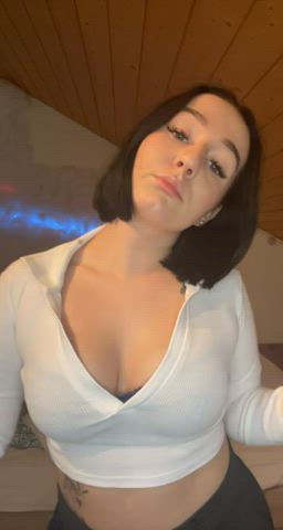 18 Years Old Boobs OnlyFans Tits clip