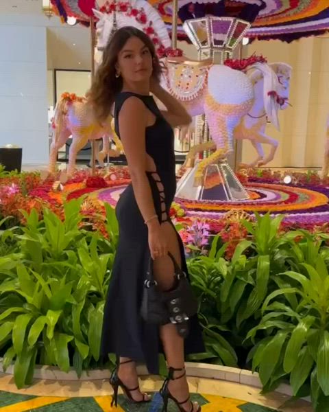 brazilian bubble butt celebrity dress high heels legs petite sensual tanned clip
