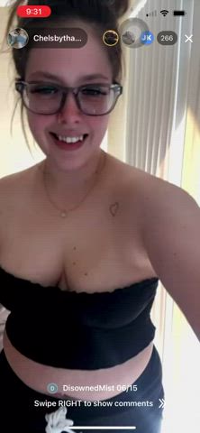 Big Tits Flashing Natural Tits Tits clip