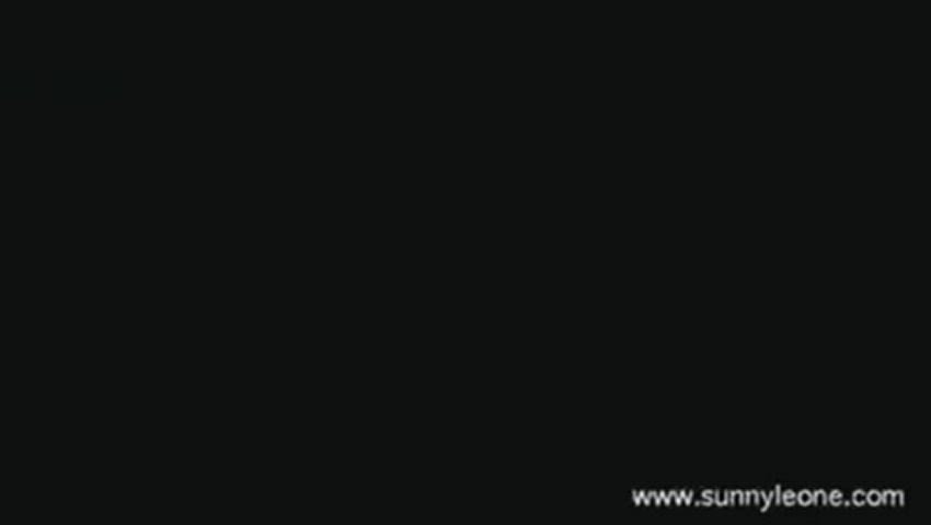 big tits masturbating sunny leone clip
