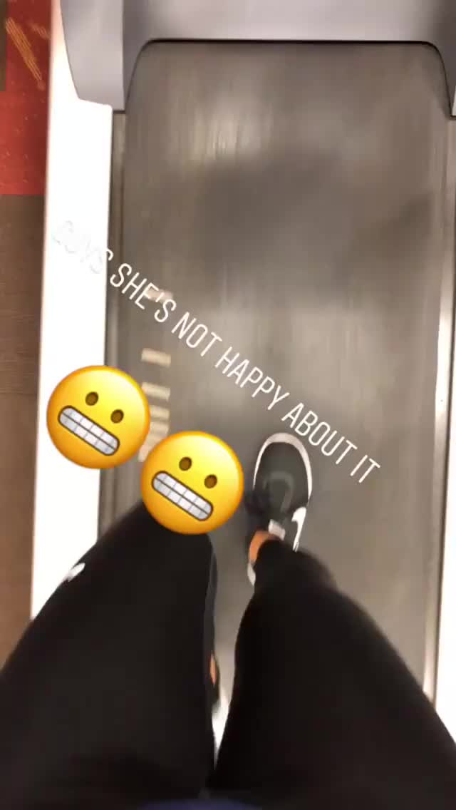 Celebrity clip