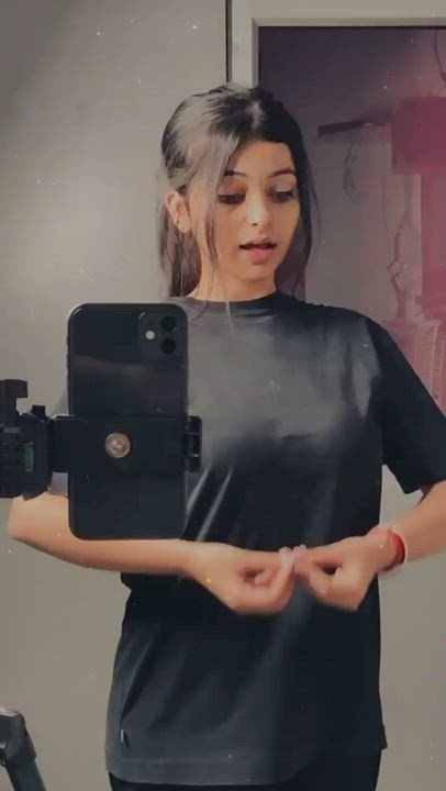 Babe Big Tits Boobs clip