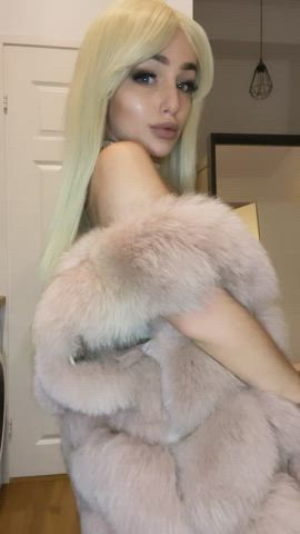 Bed Sex Big Ass Blonde clip
