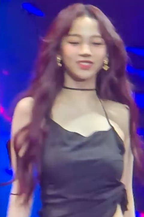 boobs nipples kpop clip