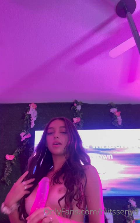 cute natural topless clip