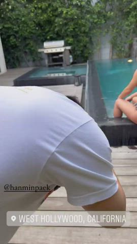 Blonde Model Pool clip