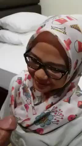still my fav tudung facial. she so cute