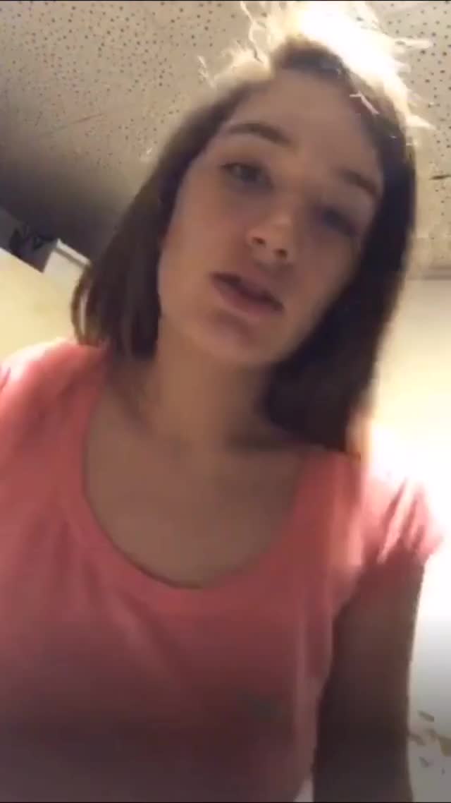 Novinha no Periscope
