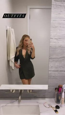 Big Tits Celebrity Cleavage clip