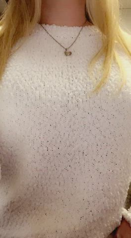 Sweater puppies ๐ถ๐ถ Reveal