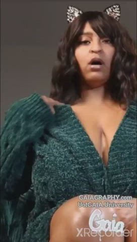 I could watch this all day!