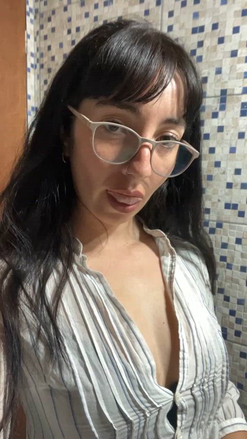Do you wanna be rated by a mean teacher? 👩🏻🏫😈