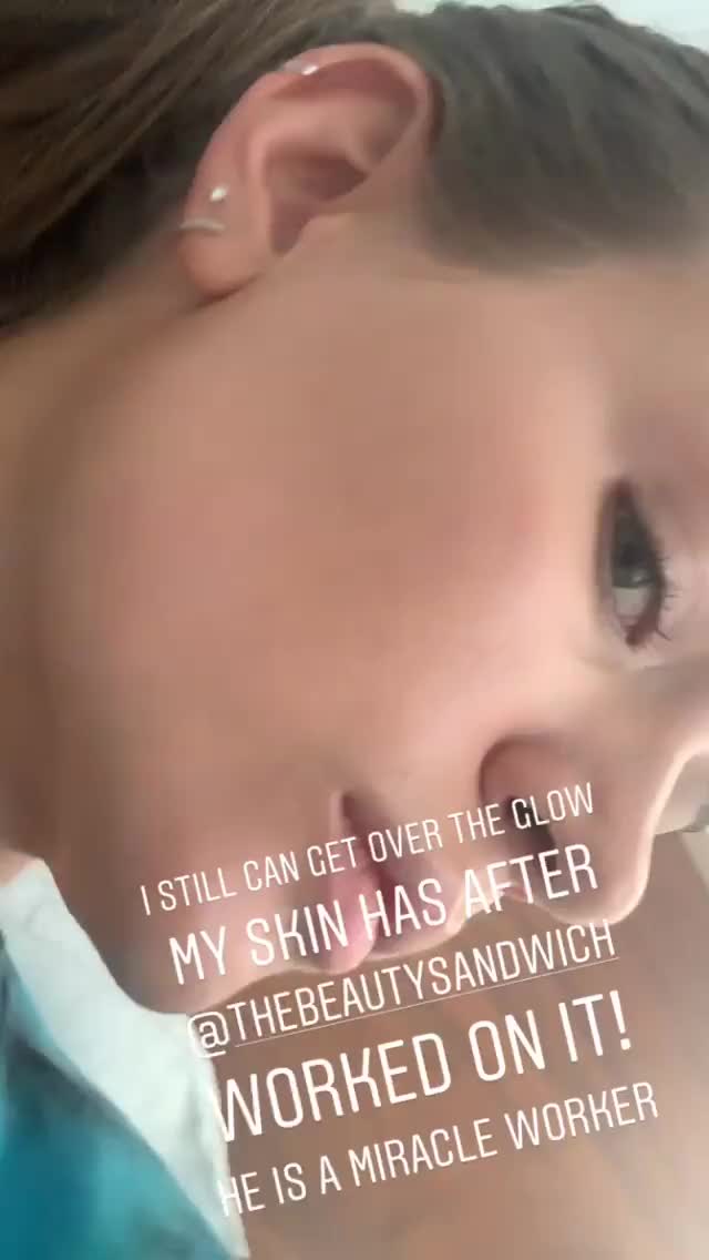 Josephine Skriver clip
