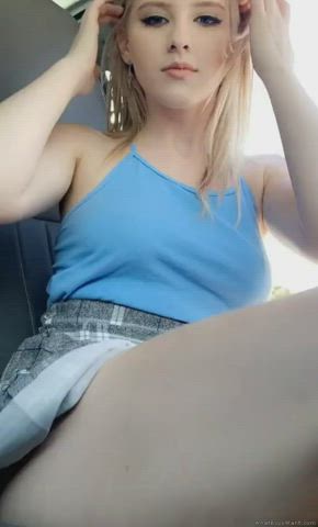 does daddy like my wet pussy?