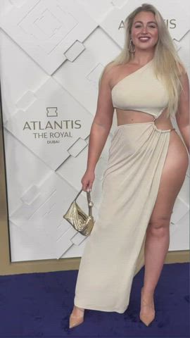 amateur big tits busty celebrity milf thick tits clip