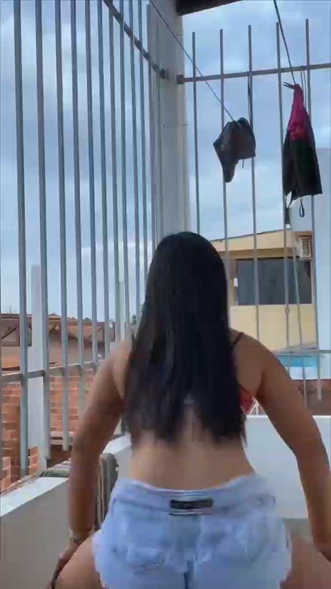 ass friday tiktok twerking clip