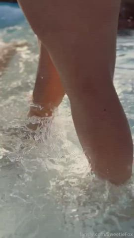 ass pool sweetie_fox clip