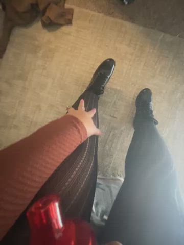 What would you do walking in on me playing with myself?? ππ₯΅π€·π½ββοΈ