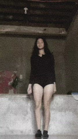 who can cumtribute or jerktribute this slut i have more of her drench her please