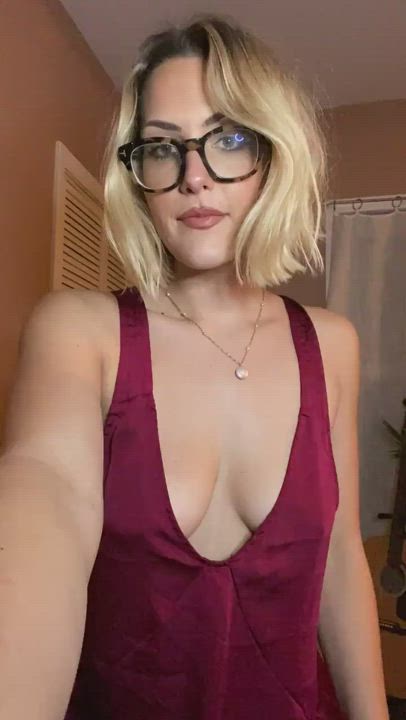 Blonde Natural Tits TikTok clip