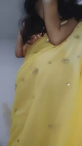 ass booty cute desi indian jiggling saree strip clip