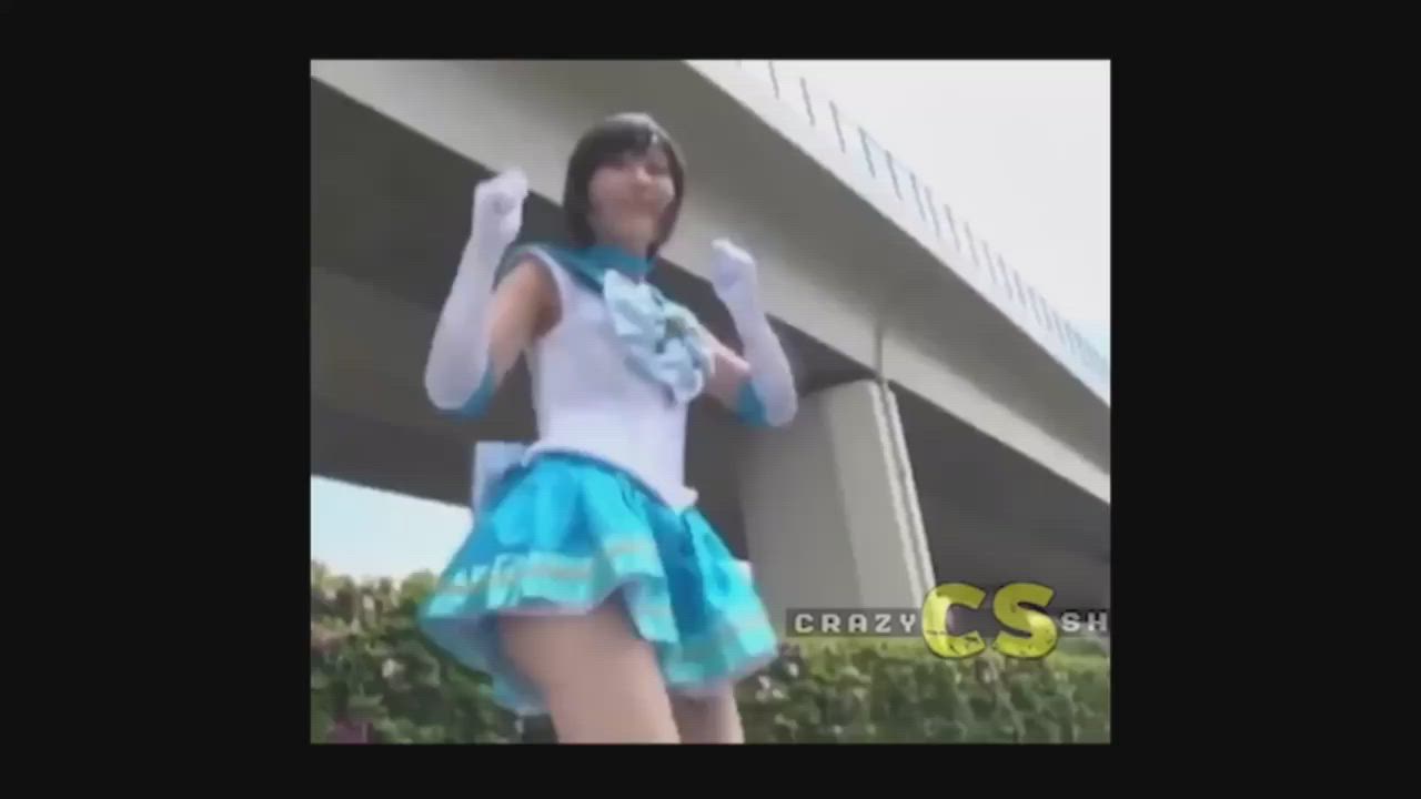 Cosplay Gangbang JAV clip